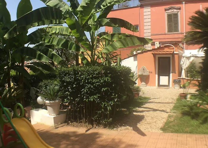 Vatican Garden House 4* Rome