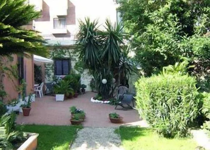 Vatican Garden House Maison d'hôtes 4*